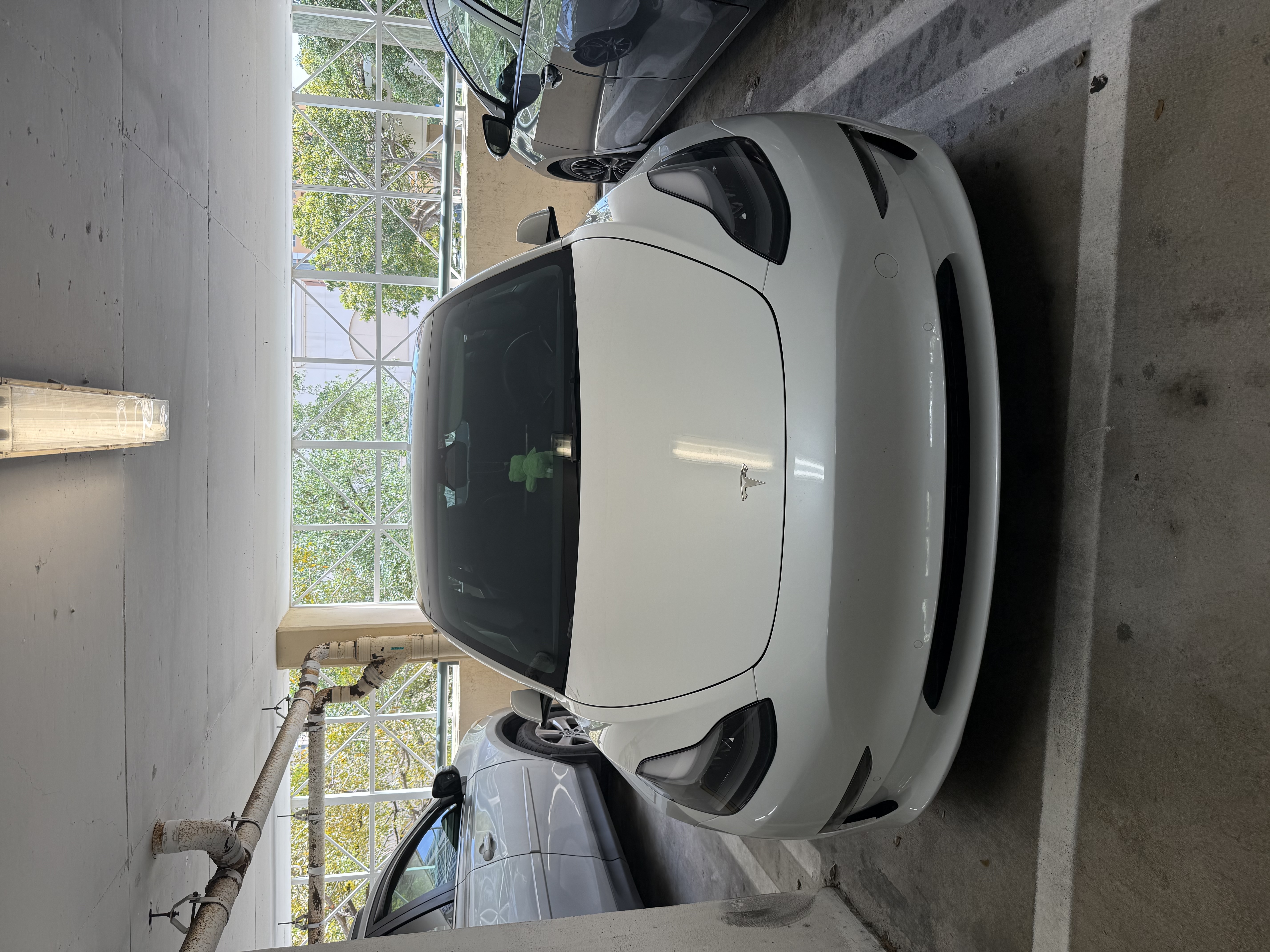 Used 2022 Tesla Model 3 Long Range AWD/4WD image 1