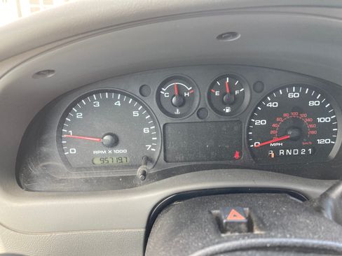 Used 2008 Ford Ranger XL image 2