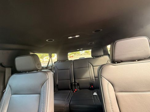 Used 2024 GMC Yukon XL Denali w/ Advanced Technology Package RWD image 21
