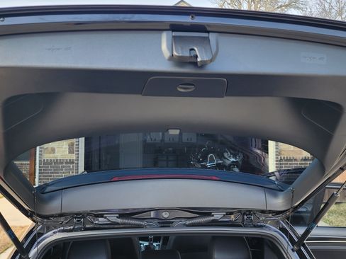 Used 2016 Volkswagen Golf 4-Door image 25