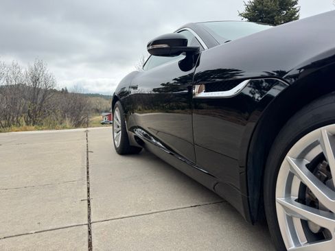 Used 2016 Jaguar F-TYPE Coupe RWD image 10