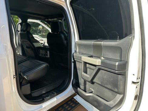 Used 2019 Ford F150 Raptor w/ Equipment Group 802A Luxury AWD/4WD image 18