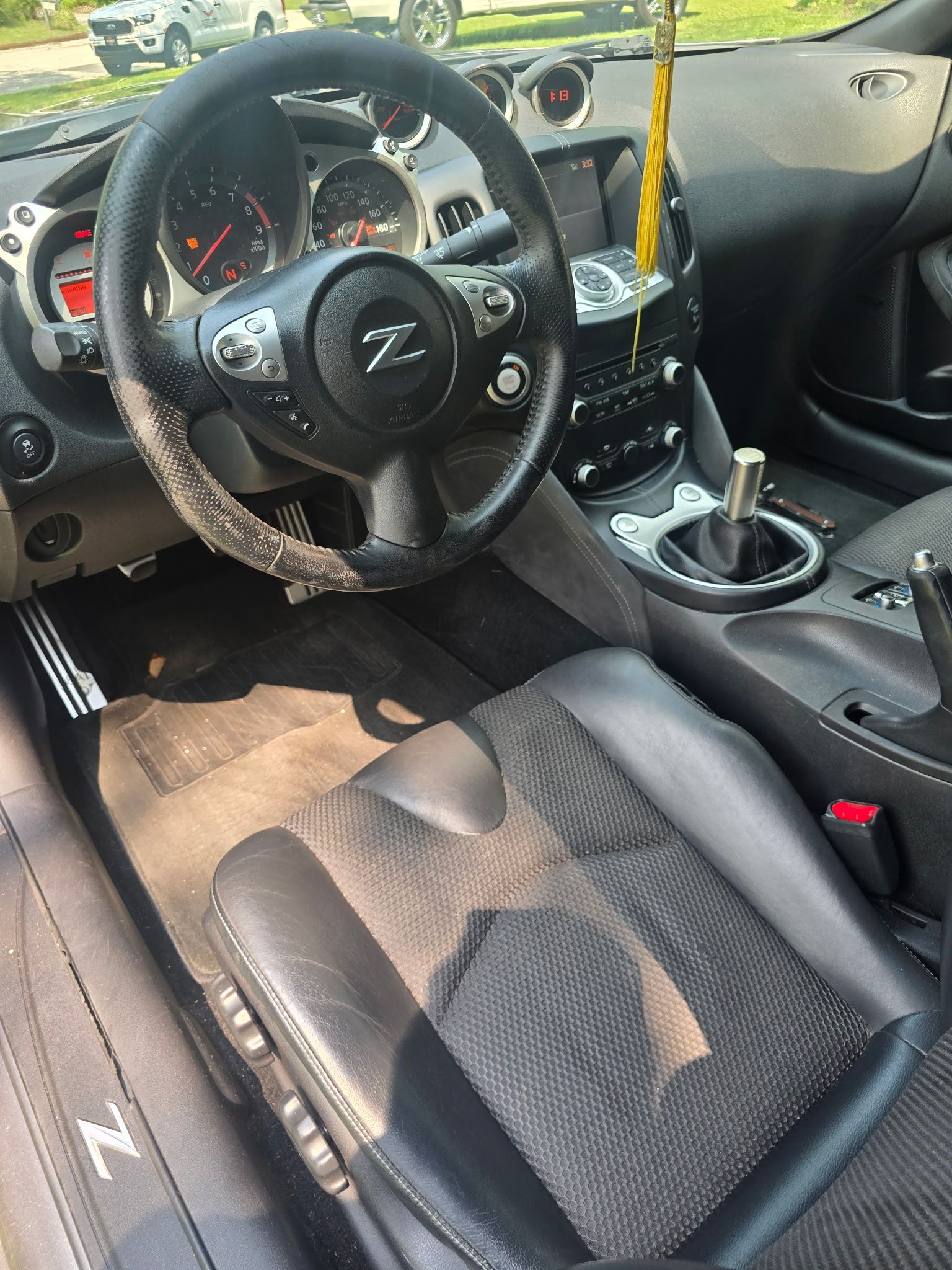 Used 2012 Nissan 370Z Touring w/ Sport Pkg RWD image 9