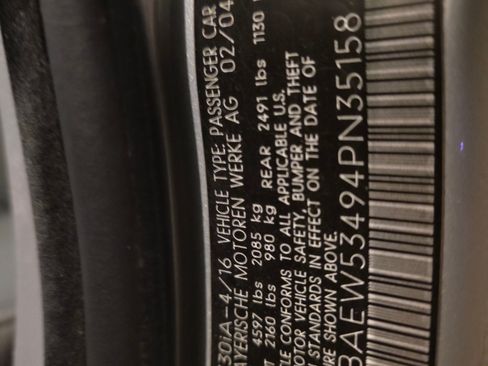 Used 2004 BMW 330xi Sedan image 3