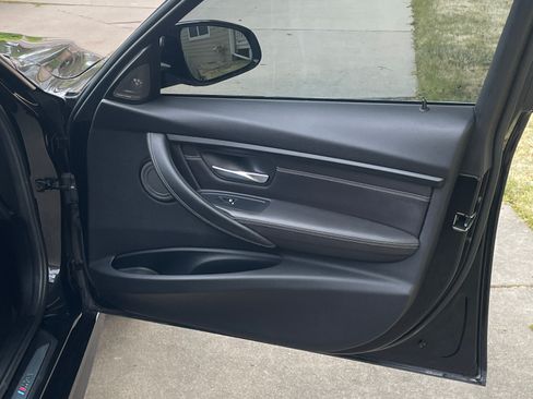 Used 2016 BMW M3 Sedan RWD image 21