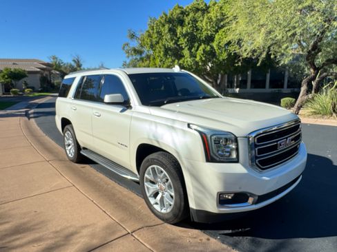 Used 2015 GMC Yukon SLT image 4