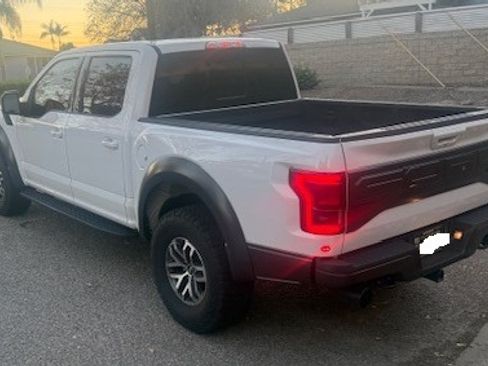 Used 2017 Ford F150 Raptor w/ Equipment Group 802A Luxury image 8