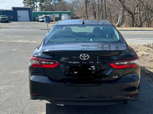 Used 2024 Toyota Camry LE image 9