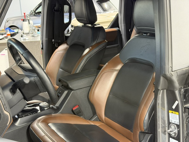 Used 2024 Ford Bronco Outer Banks w/ Sasquatch Package AWD/4WD image 11