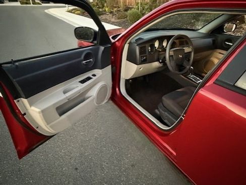 Used 2007 Dodge Charger SE image 8