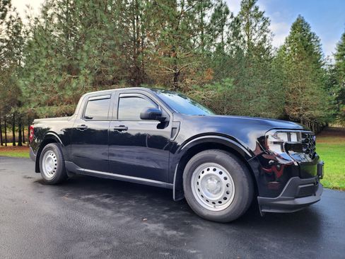 Used 2025 Ford Maverick XL w/ 4K Tow Package image 4