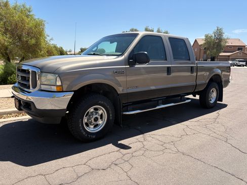 Used 2002 Ford F250 4x4 Crew Cab Super Duty image 1