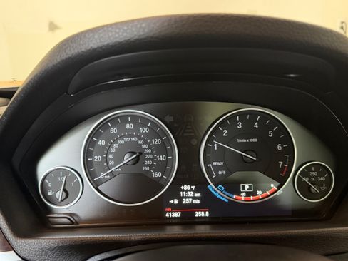 Used 2013 BMW 335i Sedan RWD image 25