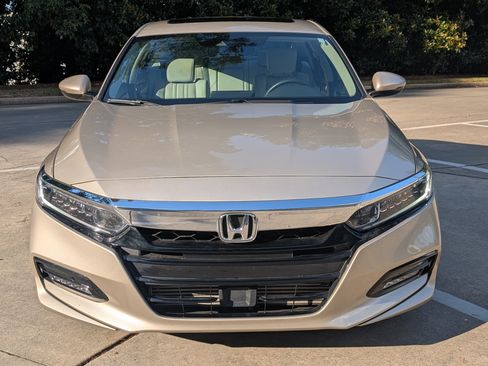 Used 2018 Honda Accord EX-L image 10