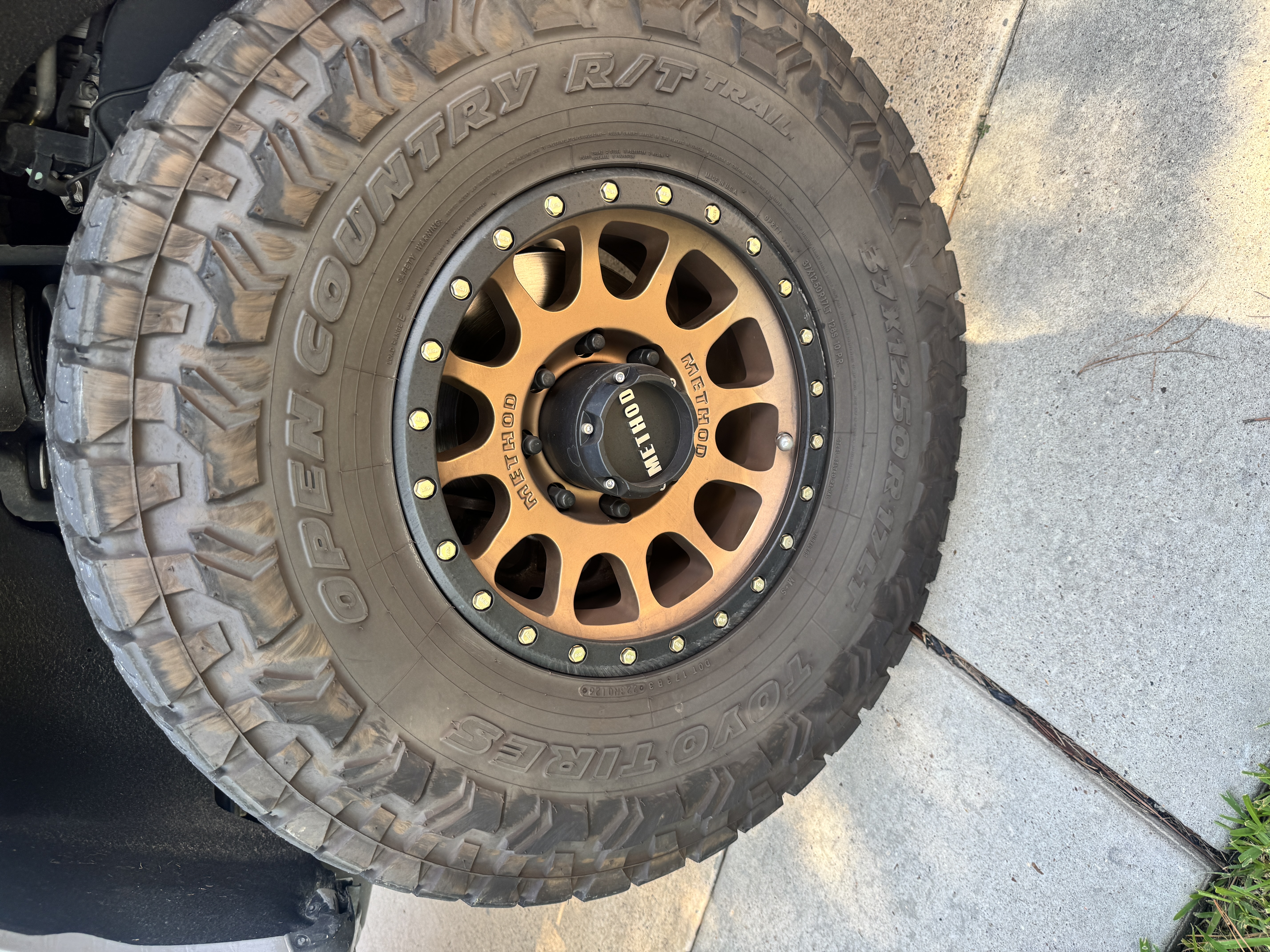 Used 2024 Ford F250 4x4 Crew Cab Super Duty image 6