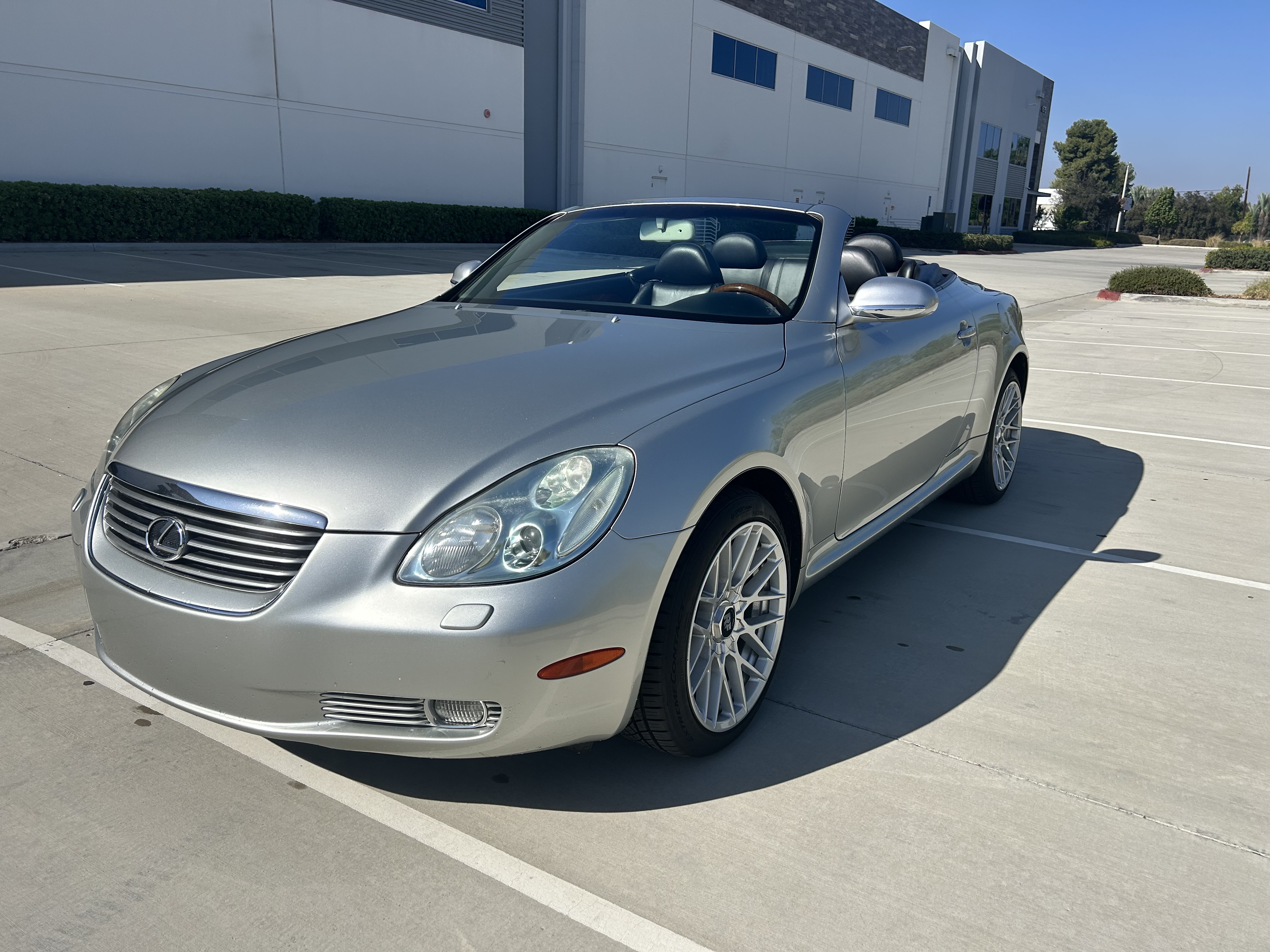 Used 2002 Lexus SC 430 Convertible RWD image 12