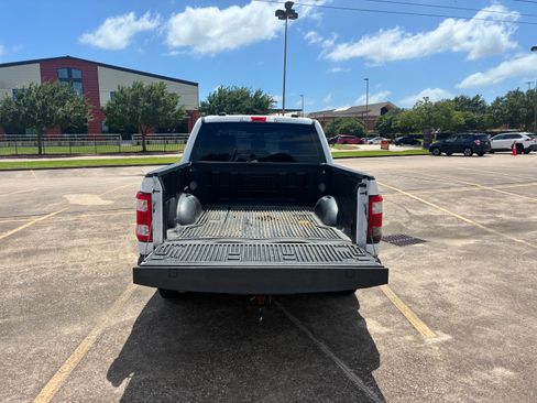 Used 2021 Ford F150 XL w/ Trailer Tow Package RWD image 9