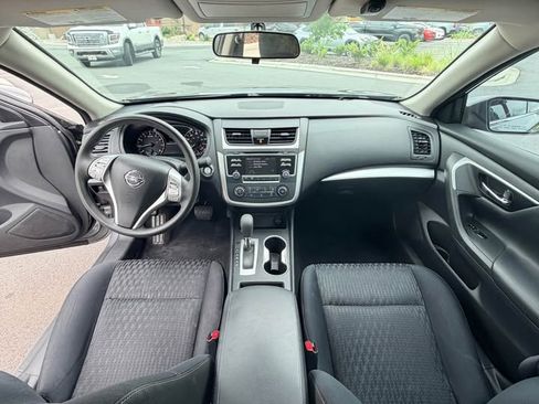 Used 2017 Nissan Altima 2.5 S w/ Power Driver Seat Package FWD image 18