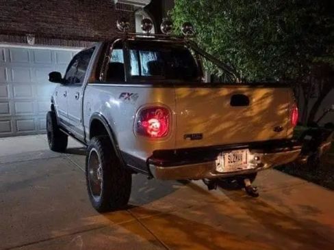 Used 2003 Ford F150 XLT image 14