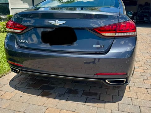 Used 2015 Hyundai Genesis 3.8 w/ Option Group 04 AWD/4WD image 4