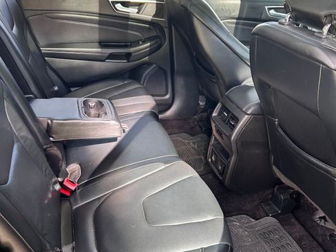 Used 2015 Ford Edge Titanium w/ Canadian Touring Package FWD image 13