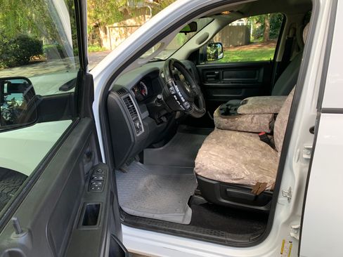 Used 2015 RAM 1500 Express image 13