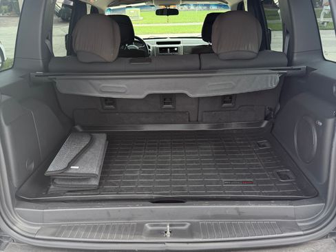 Used 2011 Jeep Liberty Sport AWD/4WD image 16
