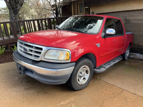 Used 2001 Ford F150 2WD SuperCrew image 1