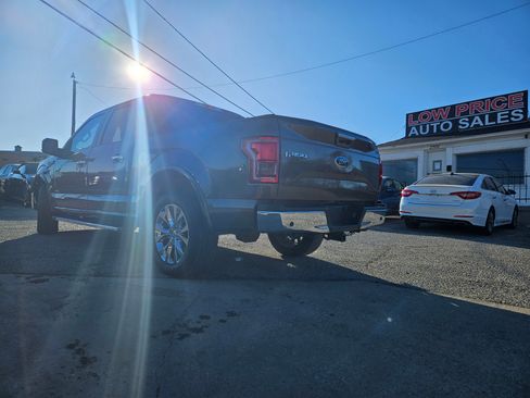 Used 2016 Ford F150 Lariat image 4