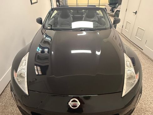 Used 2013 Nissan 370Z Touring w/ Sport Pkg image 6