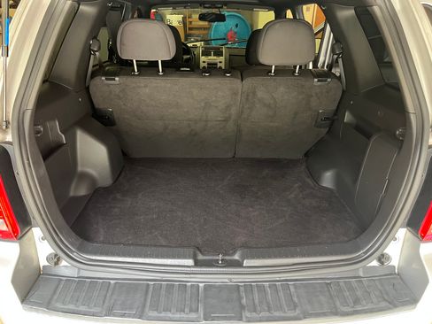 Used 2012 Ford Escape XLT FWD image 17