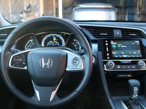 Used 2016 Honda Civic EX image 6