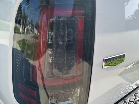 Used 2011 RAM 2500 Laramie AWD/4WD image 14