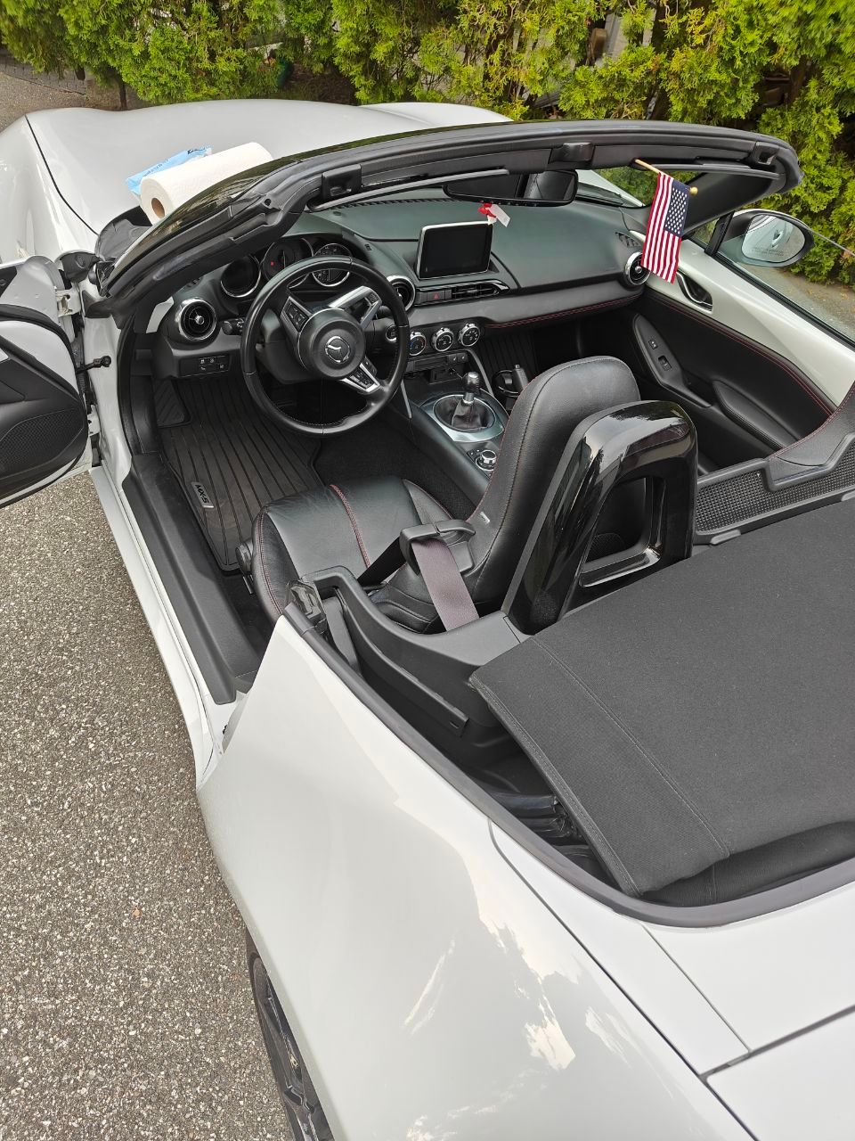 Used 2016 MAZDA MX-5 Miata Grand Touring RWD image 10