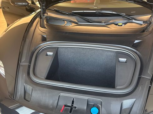 Used 2020 Porsche Taycan Turbo S image 6