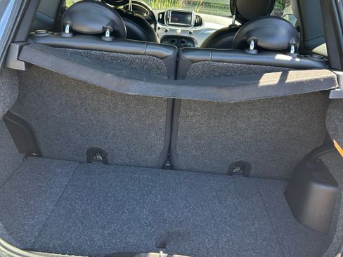 Used 2017 FIAT 500 e w/ Esport Package image 11