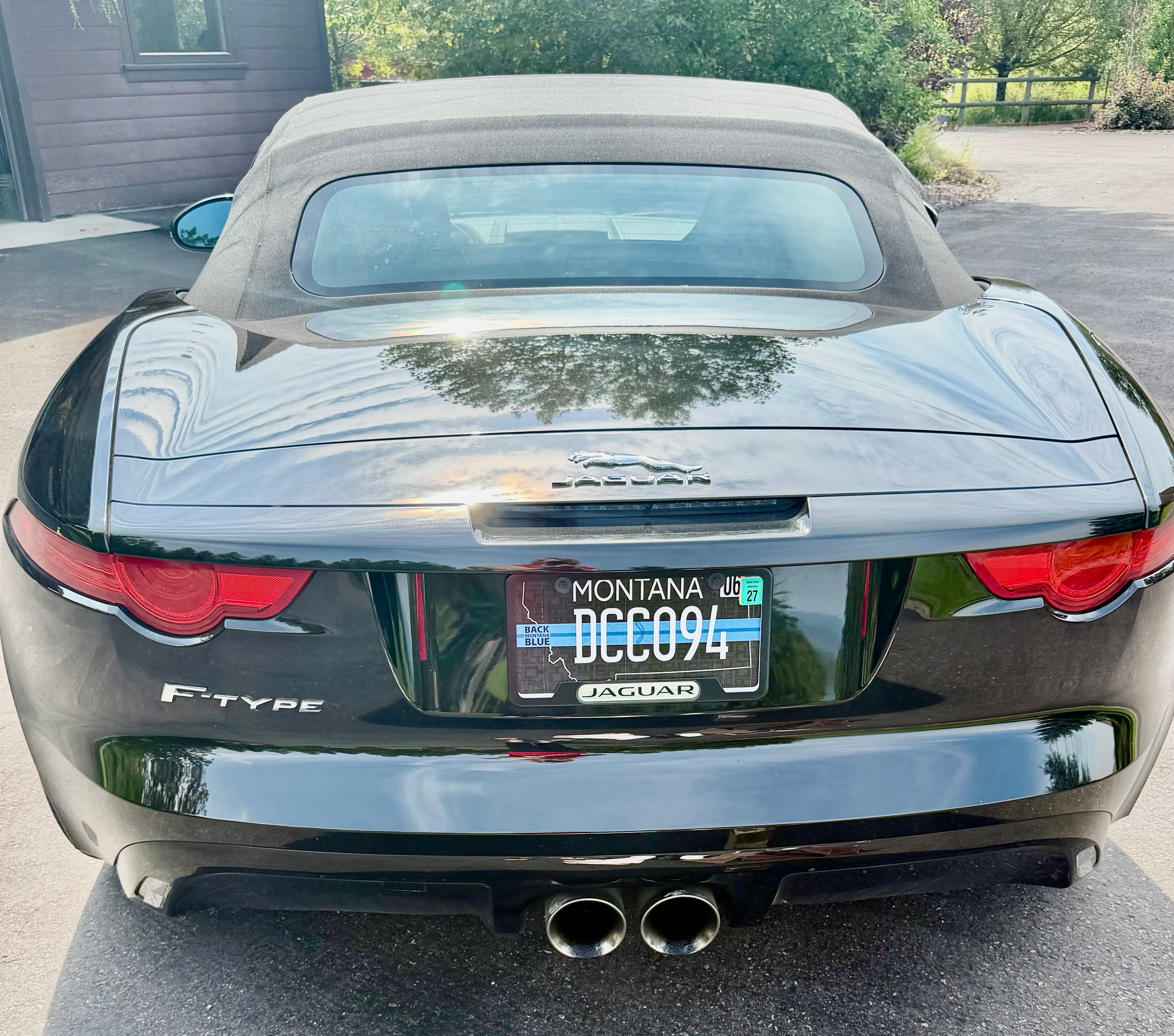 Used 2017 Jaguar F-TYPE Convertible RWD image 12