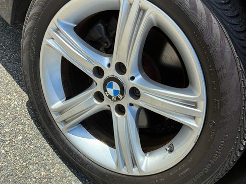 Used 2013 BMW 328i xDrive Sedan AWD/4WD image 19