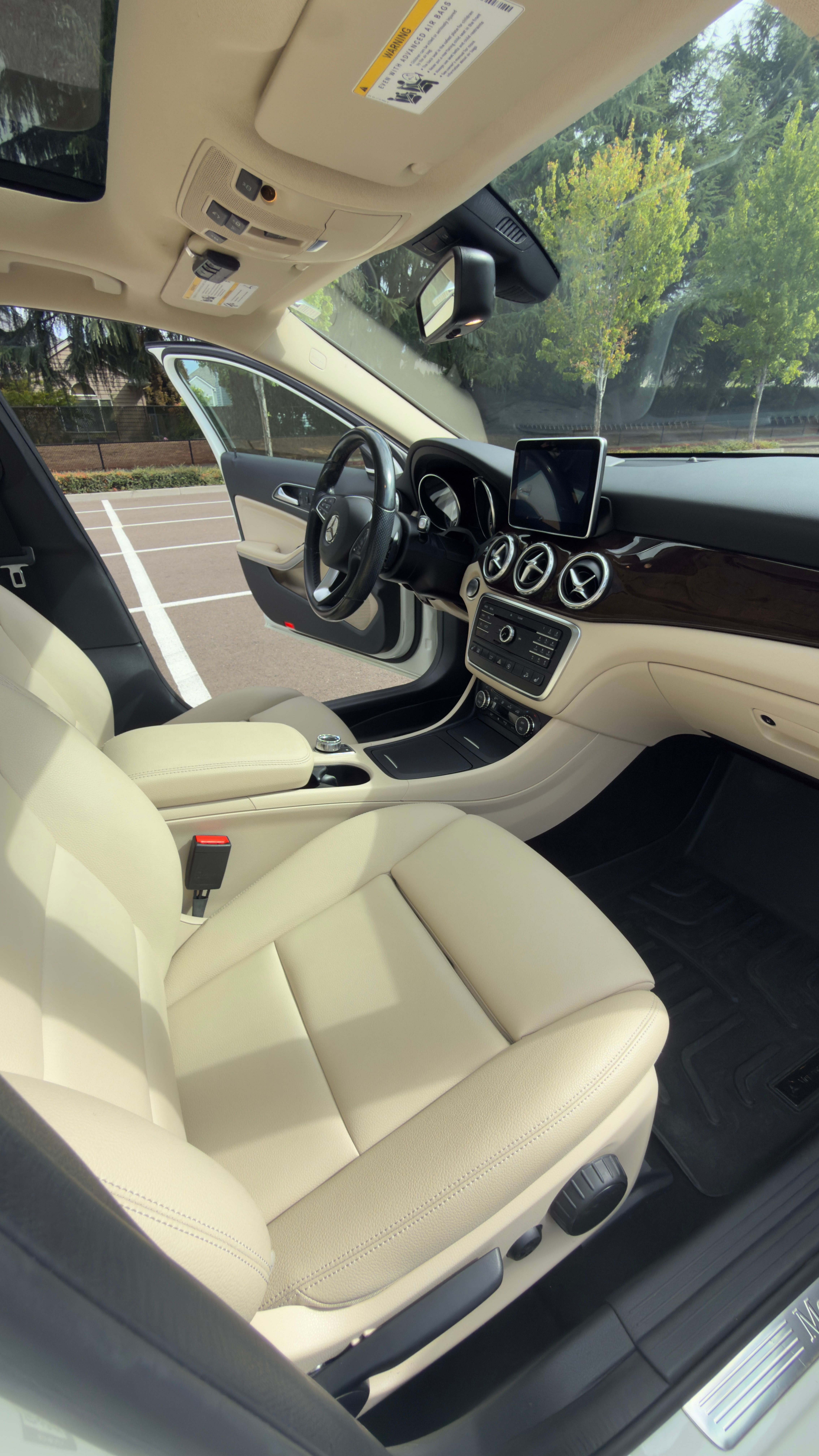 Used 2016 Mercedes-Benz GLA 250 4MATIC image 16
