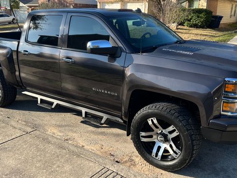 Used 2014 Chevrolet Silverado 1500 LTZ Z71 w/ LTZ Plus Package image 2