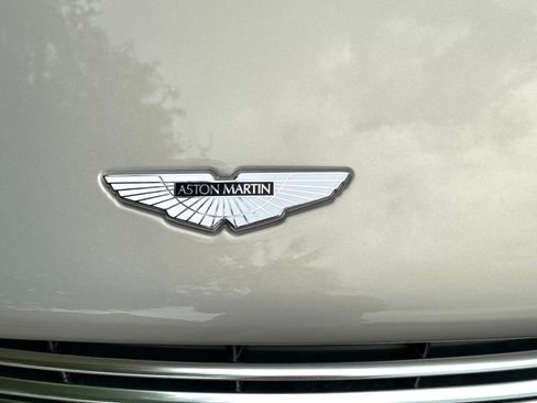 Used 2016 Aston Martin Vanquish Volante RWD image 18