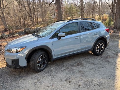 Used 2019 Subaru Crosstrek 2.0i Premium image 1