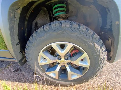 Used 2015 Jeep Cherokee Trailhawk image 16