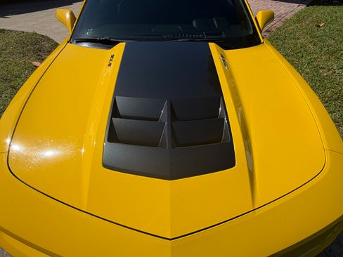 Used 2013 Chevrolet Camaro ZL1 image 5