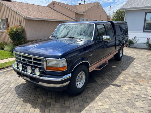 Used 1995 Ford F150 2WD SuperCab image 2