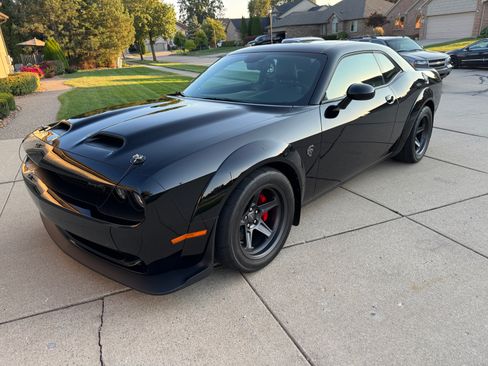 Used 2023 Dodge Challenger SRT Super Stock image 6