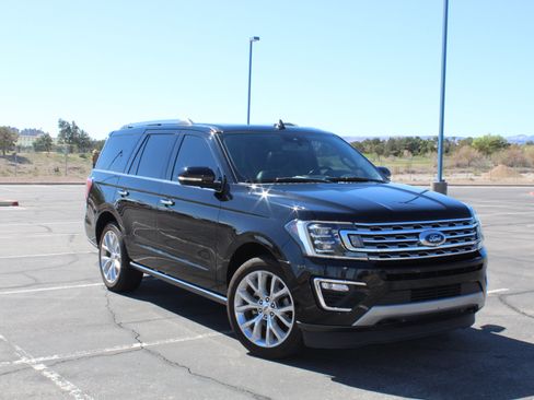 Used 2018 Ford Expedition Limited w/ Equipment Group 302A image 2