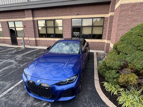 Used 2023 BMW i4 M50 w/ Premium Package AWD/4WD image 4
