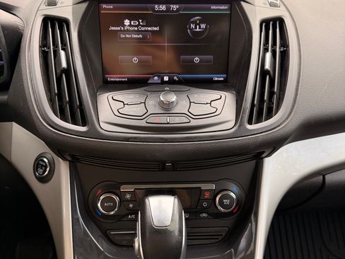 Used 2013 Ford C-MAX SEL FWD image 16