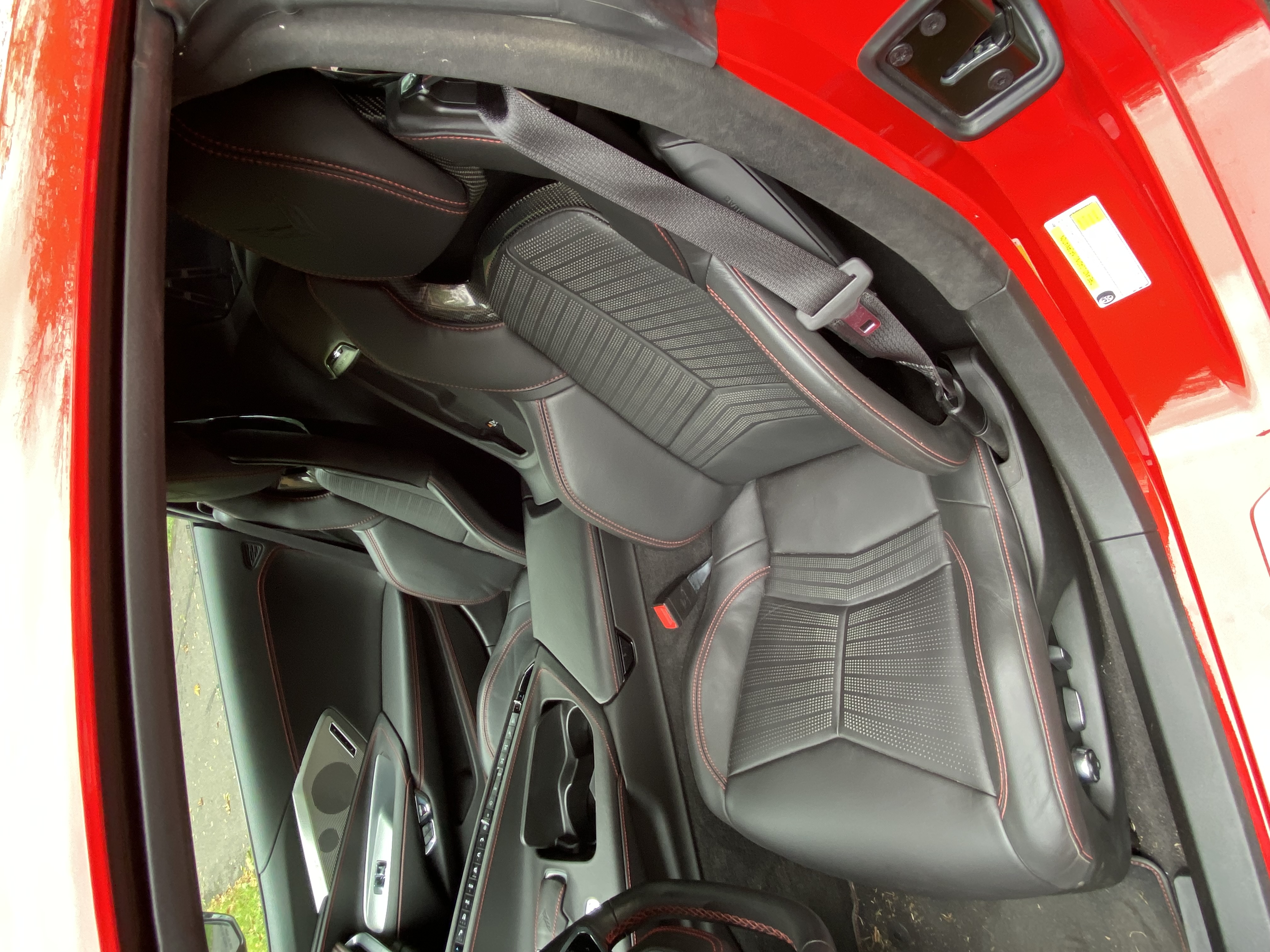 Used 2022 Chevrolet Corvette Stingray Premium Cpe w/ Z51 Performance Package RWD image 8